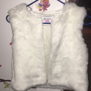 Girl’s faux fur vest